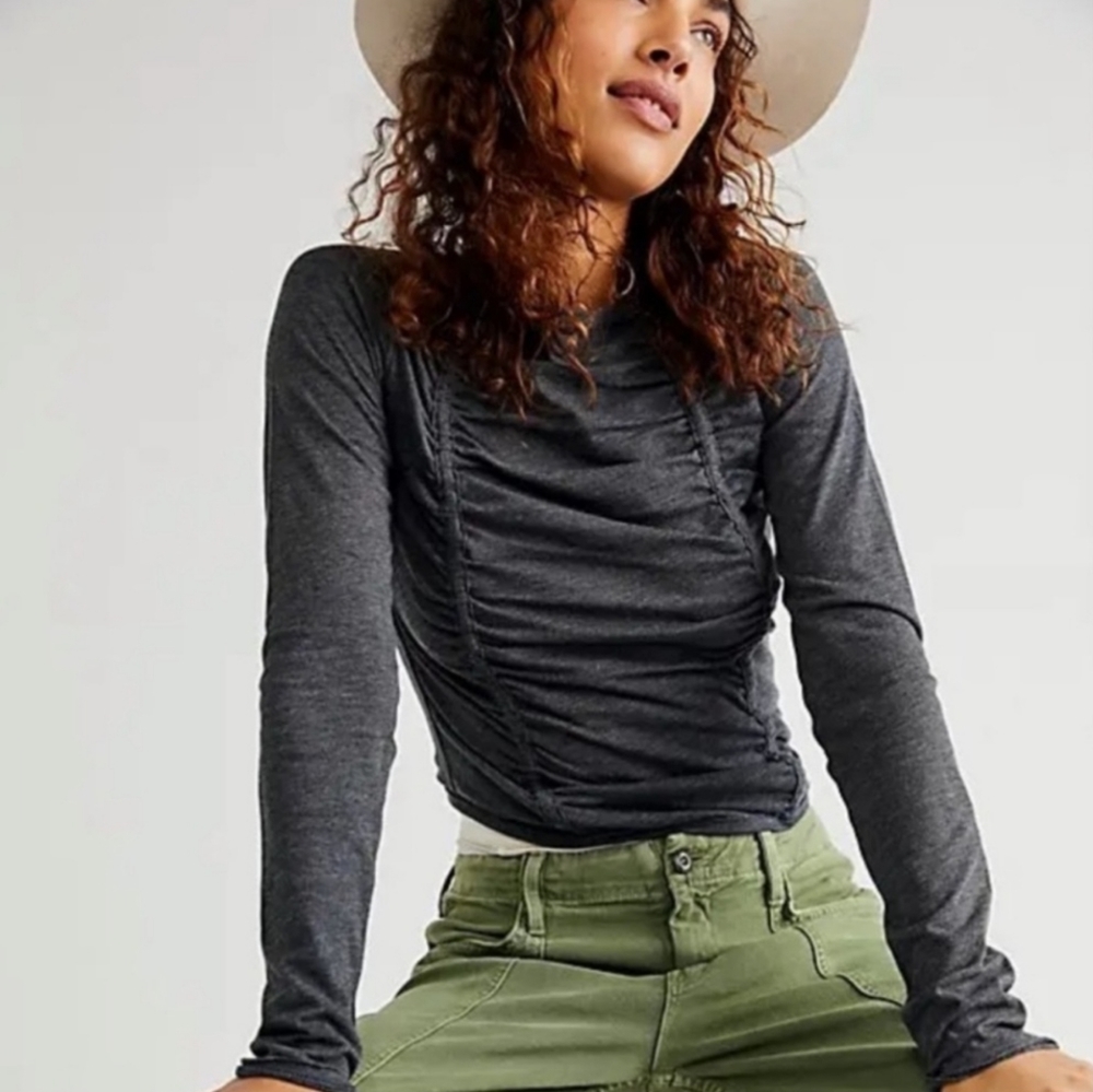 We The Free Stella Rouched Long Sleeve Tee Grey Size Medium - Picture 3 of 7
